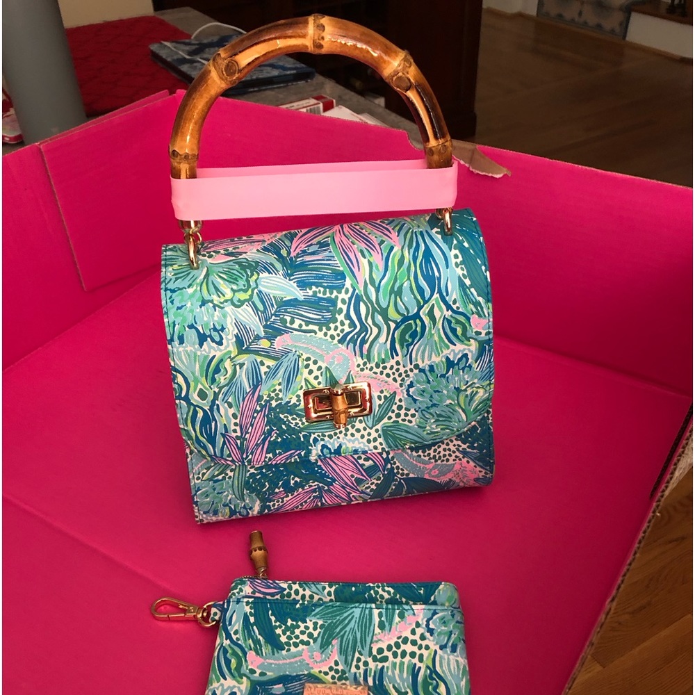 Lilly Pulitzer cane handle purse